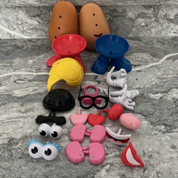 NWOT Mr&Mrs Potato head - Picture 5 of 6